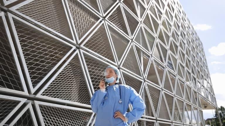 Porównanie 2025 E-Cigi Bolt i smok prince v12 — recenzja, wydajność, cena i najlepsze oferty