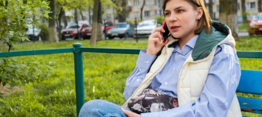 E-Shisha srebrny przycisk elegancki design i precyzyjne sterowanie dla koneserów